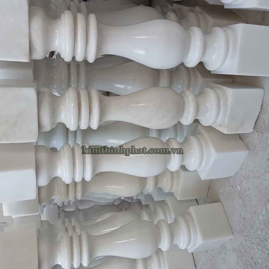 đá hoa cương con tiện