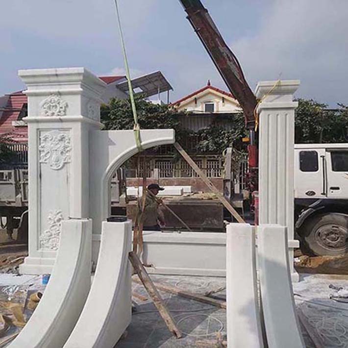 Giá cột đá hoa cương granite màu sắc ấm không gian nhà bếp