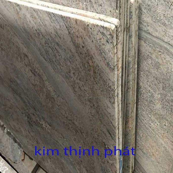 Đá hoa cương granite trên những người thợ khéo tay